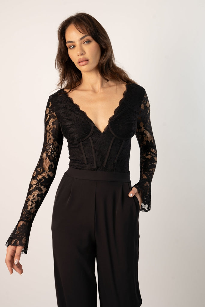 Sacha Smart Cropped Pants in Black - Jadedroselondon